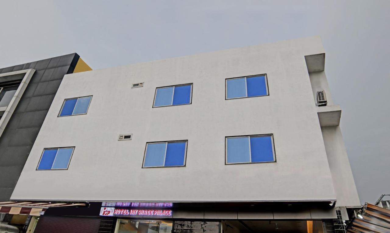 Treebo Jayshree Palace C21 Business Park Indore